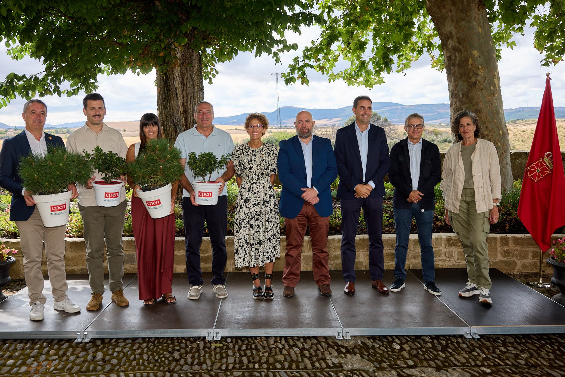 Silvestre Belzunegui: " Debemos olvidarnos de la vegetación autóctona e ir a especies resistentes a la sequía y altas temperaturas" Silvestre Belzunegui: " Debemos olvidarnos de la vegetación autóctona e ir a especies resistentes a la sequía y altas temperaturas"