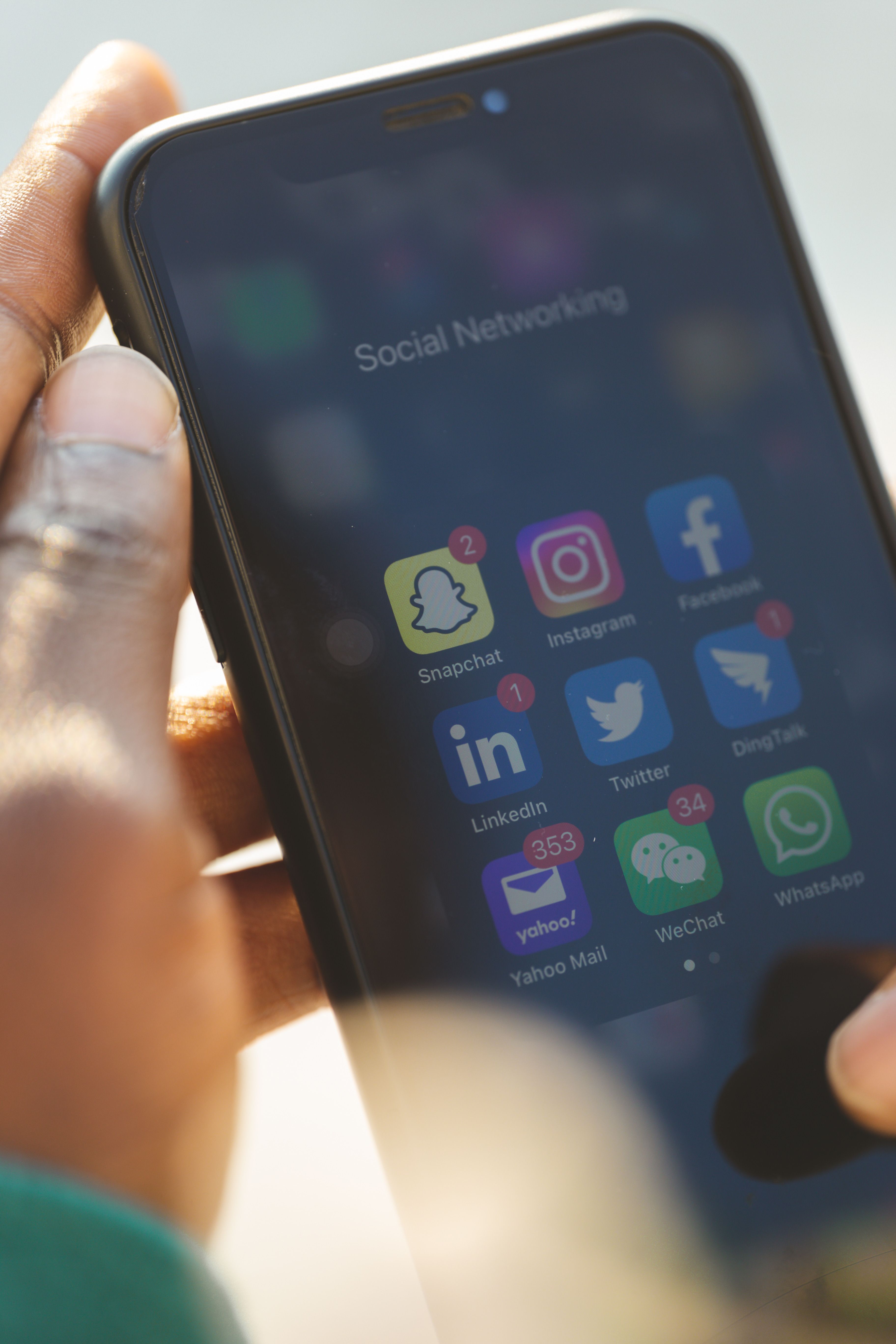 La verificació d’edat a les xarxes és possible, però les VPN poden permetre esquivar-la La verificació d’edat a les xarxes és possible, però les VPN poden permetre esquivar-la