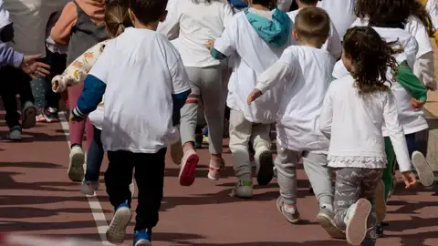 Las cifras de la vuelta al cole: hasta 1.849 euros por hijo de gasto, sobre todo en mochilas y libros de texto Las cifras de la vuelta al cole: hasta 1.849 euros por hijo de gasto, sobre todo en mochilas y libros de texto