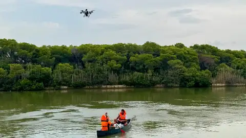 La Generalitat incorpora drones e inteligencia artificial para mejorar el control de la calidad del agua en la Comunitat Valenciana La Generalitat incorpora drones e inteligencia artificial para mejorar el control de la calidad del agua en la Comunitat Valenciana