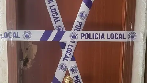 La Policía Local de Burriana evita una ocupación ilegal tras la alerta de un vecino. La Policía Local de Burriana evita una ocupación ilegal tras la alerta de un vecino.