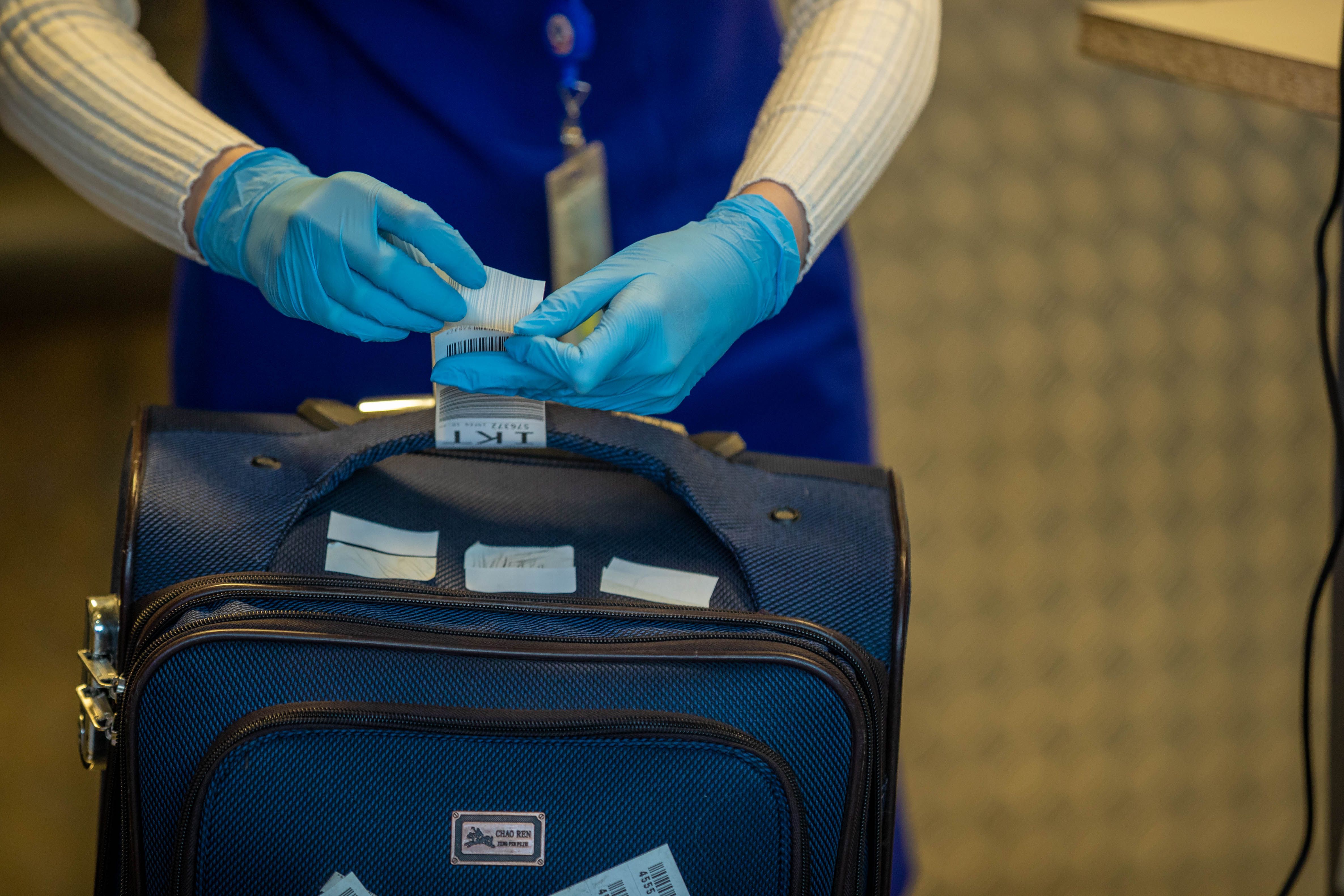 Detenido en El Prat un pasajero procedente de México con 31 kilos de cocaína ocultos en dos maletas Detenido en El Prat un pasajero procedente de México con 31 kilos de cocaína ocultos en dos maletas