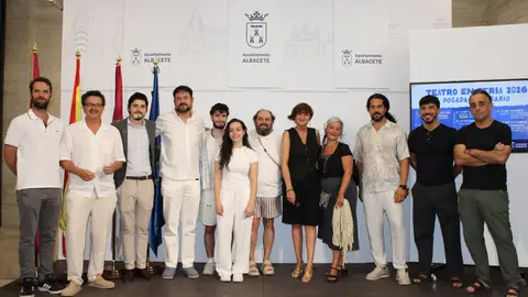 El teatro será protagonista durante la Feria de Albacete con una programación de calidad que volverá a llenar de actividad cultural la Posada del Rosario El teatro será protagonista durante la Feria de Albacete con una programación de calidad que volverá a llenar de actividad cultural la Posada del Rosario