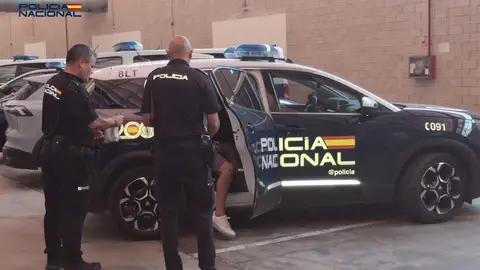 La Policía Nacional esclarece dos robos con fuerza en Palencia con la detención de un hombre y de una mujer .