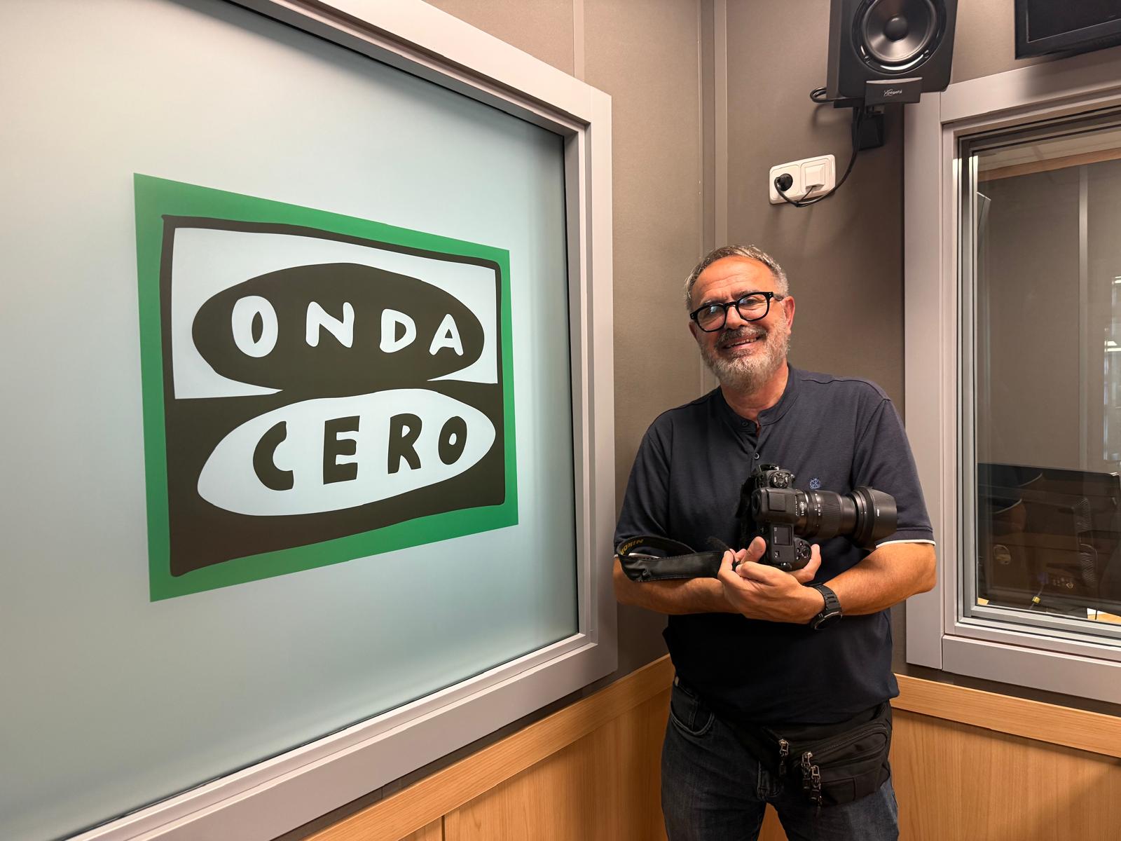 Eloy Alonso: “Siempre he querido ser fotógrafo de guerra pero tengo miedo y no sé hablar inglés” Eloy Alonso: “Siempre he querido ser fotógrafo de guerra pero tengo miedo y no sé hablar inglés”