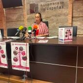 Inmaculada Pacheco, concejala de educación, en la presentación de la UP nº 24