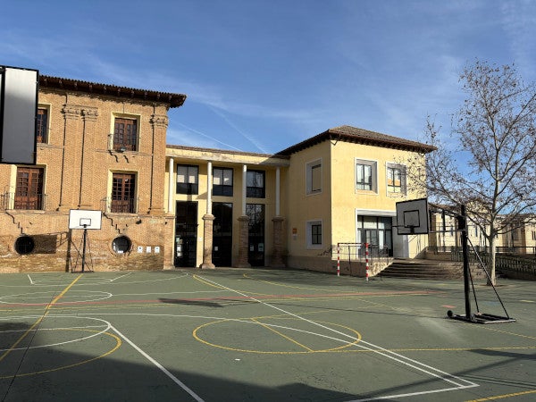 Más de 150 actuaciones para poner a punto los colegios de Huesca Más de 150 actuaciones para poner a punto los colegios de Huesca