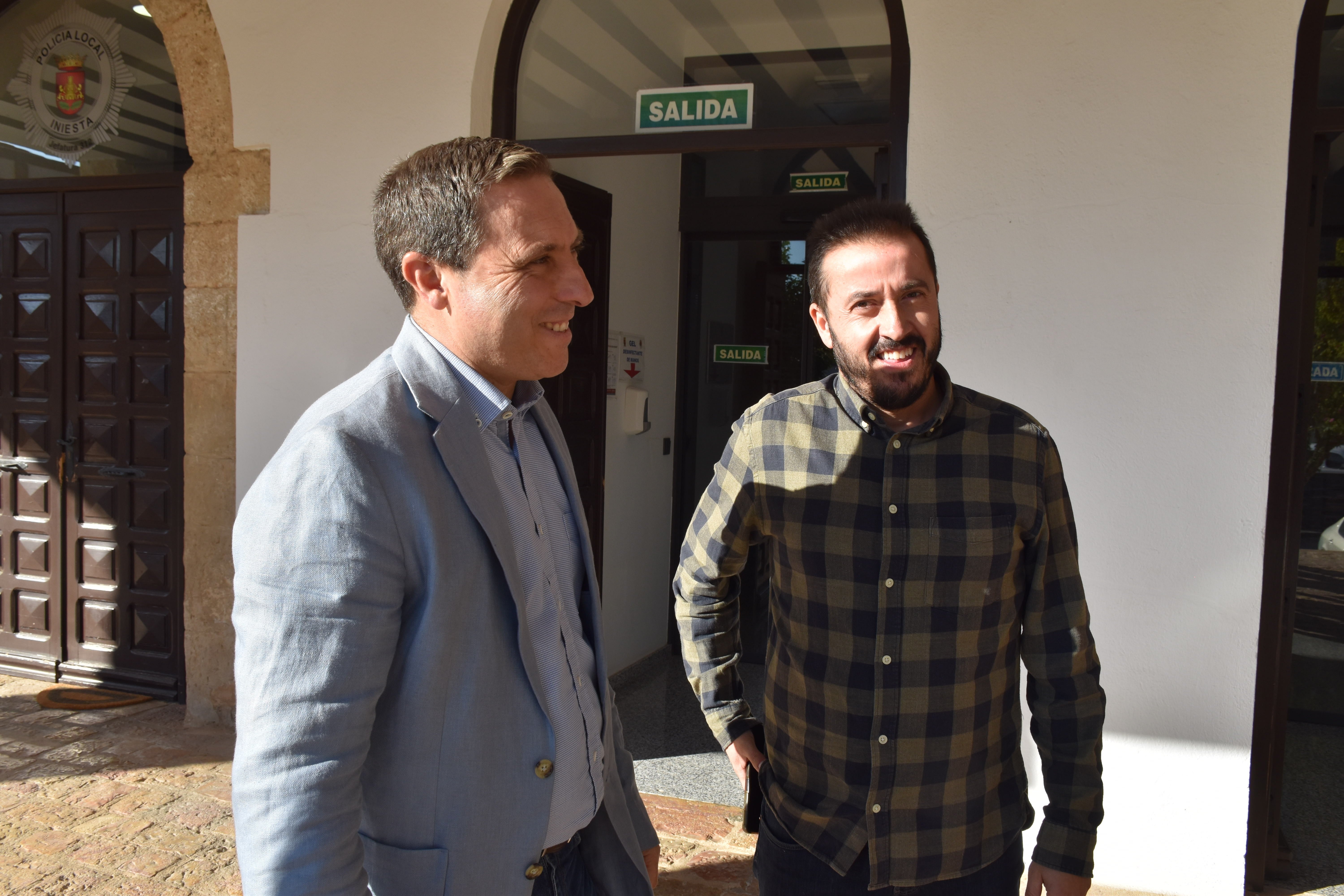 La Diputación licita por cerca de un millón de euros el acondicionamiento del camino entre Iniesta y Castillejo de Iniesta La Diputación licita por cerca de un millón de euros el acondicionamiento del camino entre Iniesta y Castillejo de Iniesta