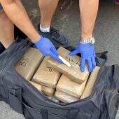 La Guardia Civil intercepta en Talavera la Real un cargamento con más de 400 kilos de cocaína