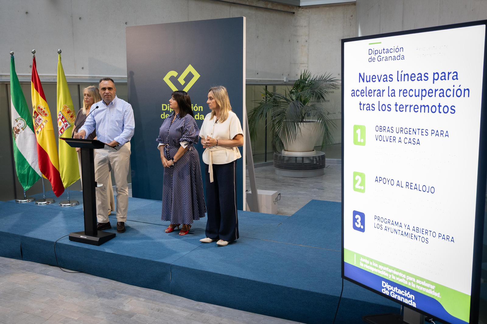 450 viviendas siguen desalojadas en Granada tras más de 1.400 terremotos registrados en agosto 450 viviendas siguen desalojadas en Granada tras más de 1.400 terremotos registrados en agosto