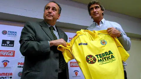 Pellegrino durante su presentación con el Villarreal Pellegrino durante su presentación con el Villarreal