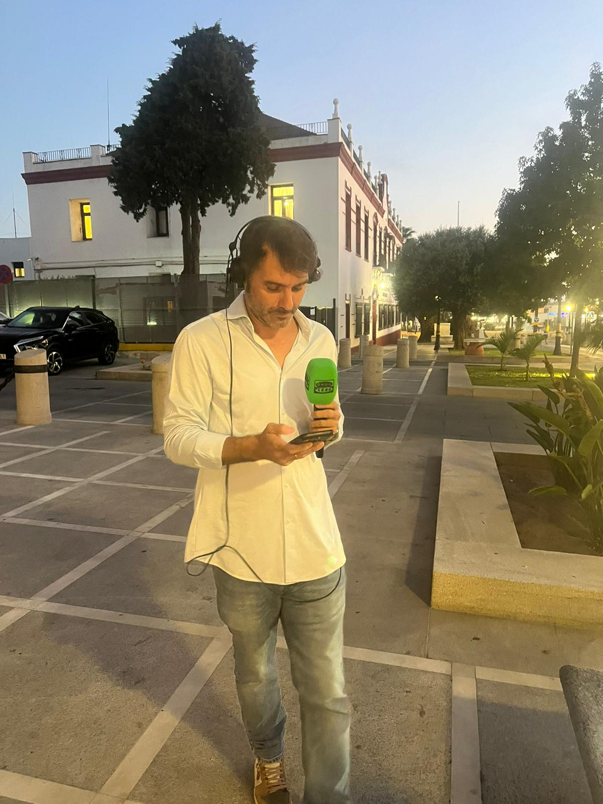 Monólogo de Rafa Latorre: "Lo de Ceuta es una tragedia humana, pero también una crisis de estado" episode artwork