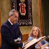 Marta Tirado es nombrada segunda teniente de alcalde y Jesús Alberto Pontones adquiere las competencias de Patrimonio y Comercio