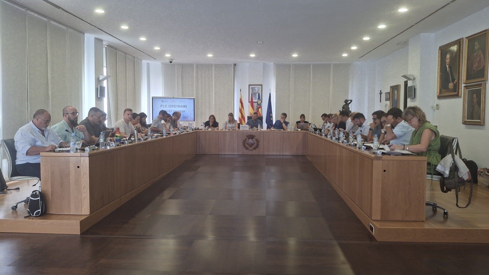 El Ayuntamiento de Vila-real cede una parcela de 3,1 millones a la Generalitat para impulsar la innovación agraria El Ayuntamiento de Vila-real cede una parcela de 3,1 millones a la Generalitat para impulsar la innovación agraria