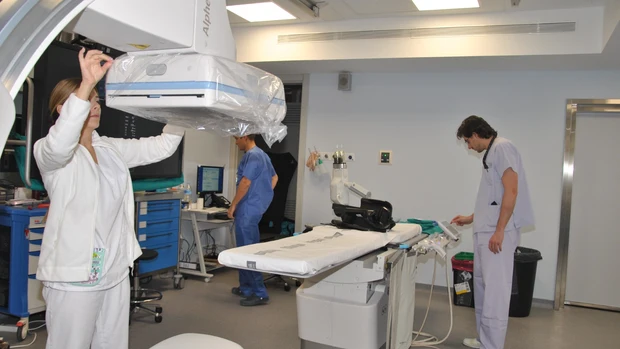 El Hospital General de Castellón trata más de 500 casos con su angiógrafo de última generación