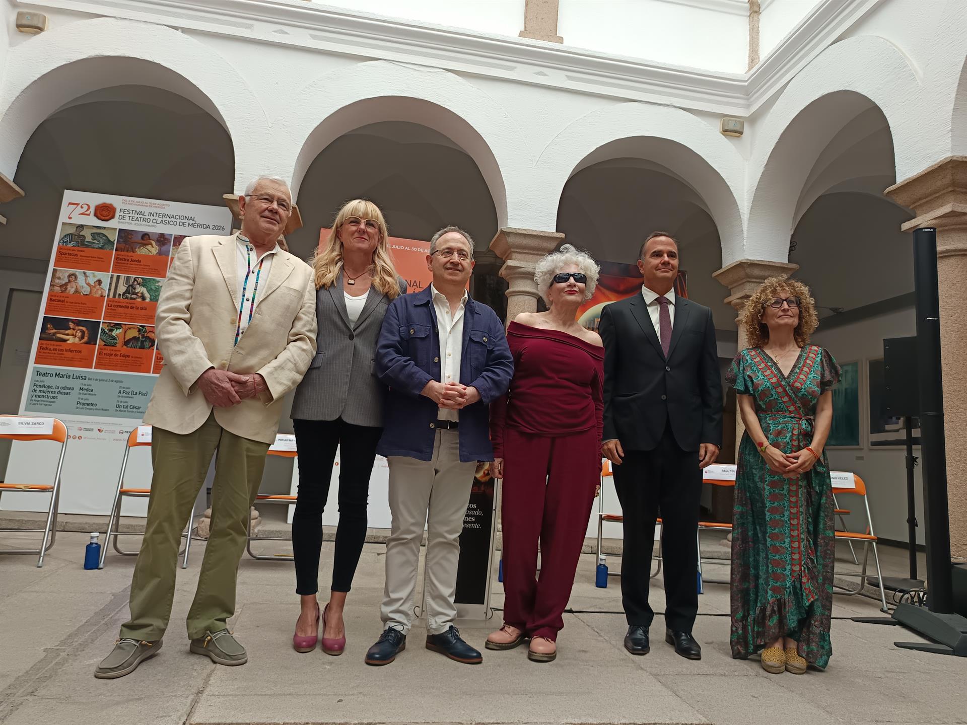 Roberto Rivera gana con 'Heroínas de Troya' el I Premio Internacional de Teatro Clásico del Festival de Mérida Roberto Rivera gana con 'Heroínas de Troya' el I Premio Internacional de Teatro Clásico del Festival de Mérida