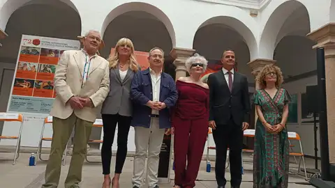 Roberto Rivera gana con 'Heroínas de Troya' el I Premio Internacional de Teatro Clásico del Festival de Mérida Roberto Rivera gana con 'Heroínas de Troya' el I Premio Internacional de Teatro Clásico del Festival de Mérida