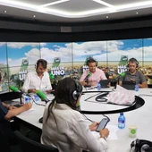 Tertulia en Más de uno con Rafa Latorre y Carlos Alsina Tertulia en Más de uno con Rafa Latorre y Carlos Alsina