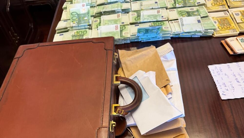Dinero intervenido por la Policía Nacional