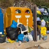 Situación de contenedores de reciclaje en Cala Tirant