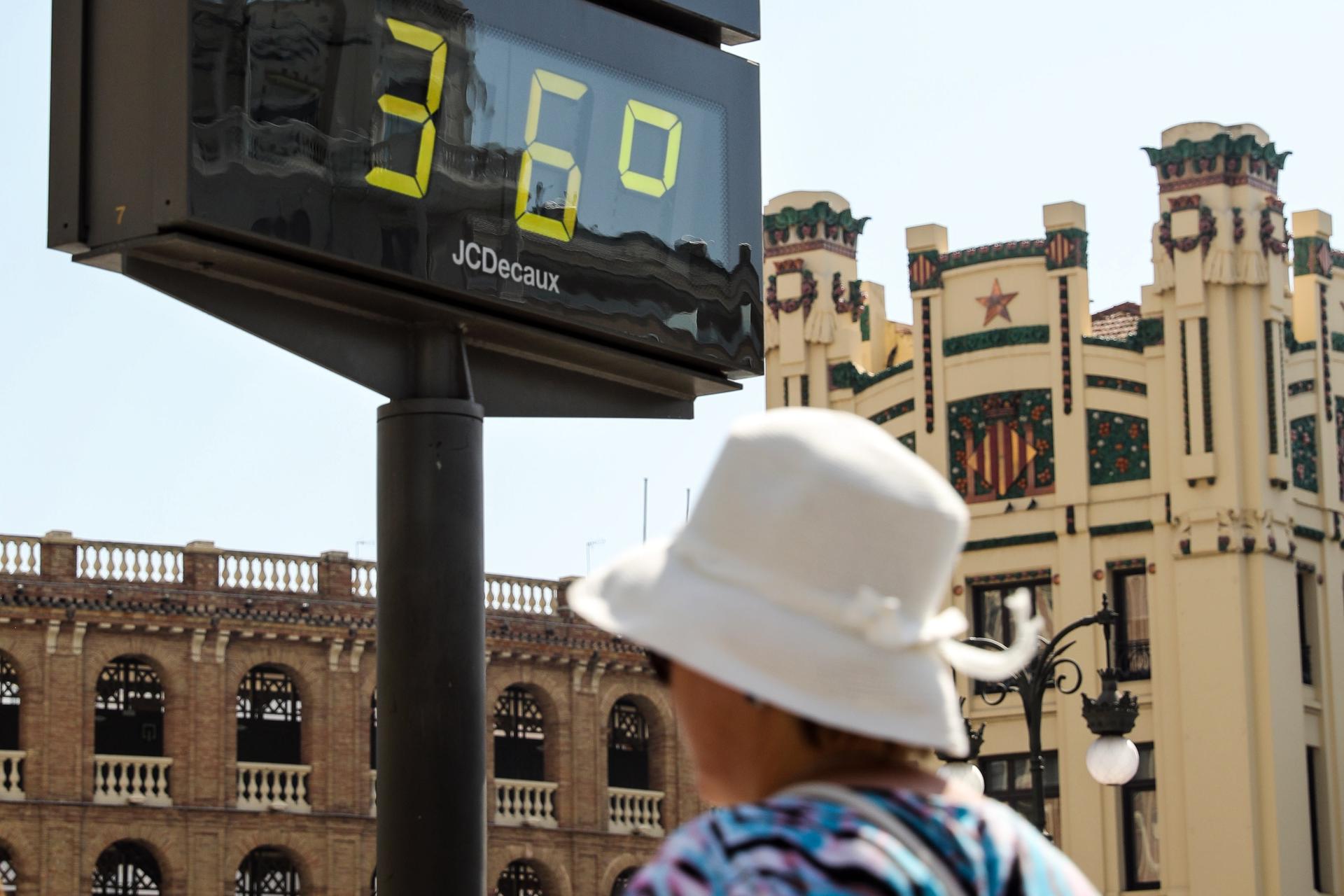 Aviso amarillo este jueves por temperaturas máximas de 36º en el interior norte de Valencia Aviso amarillo este jueves por temperaturas máximas de 36º en el interior norte de Valencia