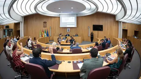 La Diputación de Granada moviliza 840.000 euros para acelerar la vuelta a casa de las familias desalojadas por los terremotos La Diputación de Granada moviliza 840.000 euros para acelerar la vuelta a casa de las familias desalojadas por los terremotos