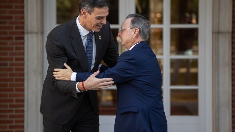 El primer aviso: ¿Por qué está tan incómodo el Gobierno con las concentraciones de apoyo a Ceuta?