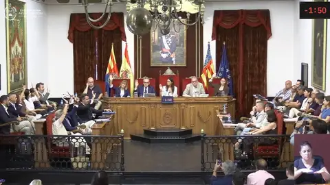 Pleno municipal extraordinario del Ayuntamiento de Elche para mostrar el apoyo a Ceuta. Pleno municipal extraordinario del Ayuntamiento de Elche para mostrar el apoyo a Ceuta.