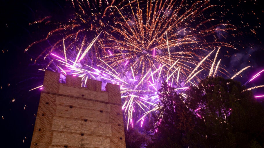 Fuegos Artificiales en Alcal&aacute; de Henares