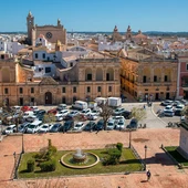 Plaça des Born antes de la retirada de vehiculos Plaça des Born antes de la retirada de vehiculos