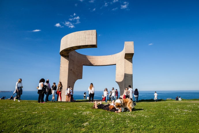2025 dejó en Gijón menos visitantes pero más gasto 2025 dejó en Gijón menos visitantes pero más gasto