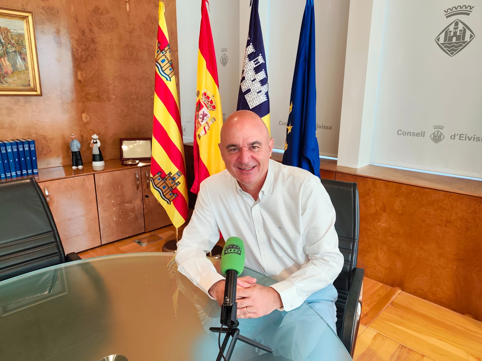 Vicent Marí: "Hay que tomar medidas contundentes con los menores no acomañados porque a este ritmo acabaremos peor que Formentera" Vicent Marí: "Hay que tomar medidas contundentes con los menores no acomañados porque a este ritmo acabaremos peor que Formentera"