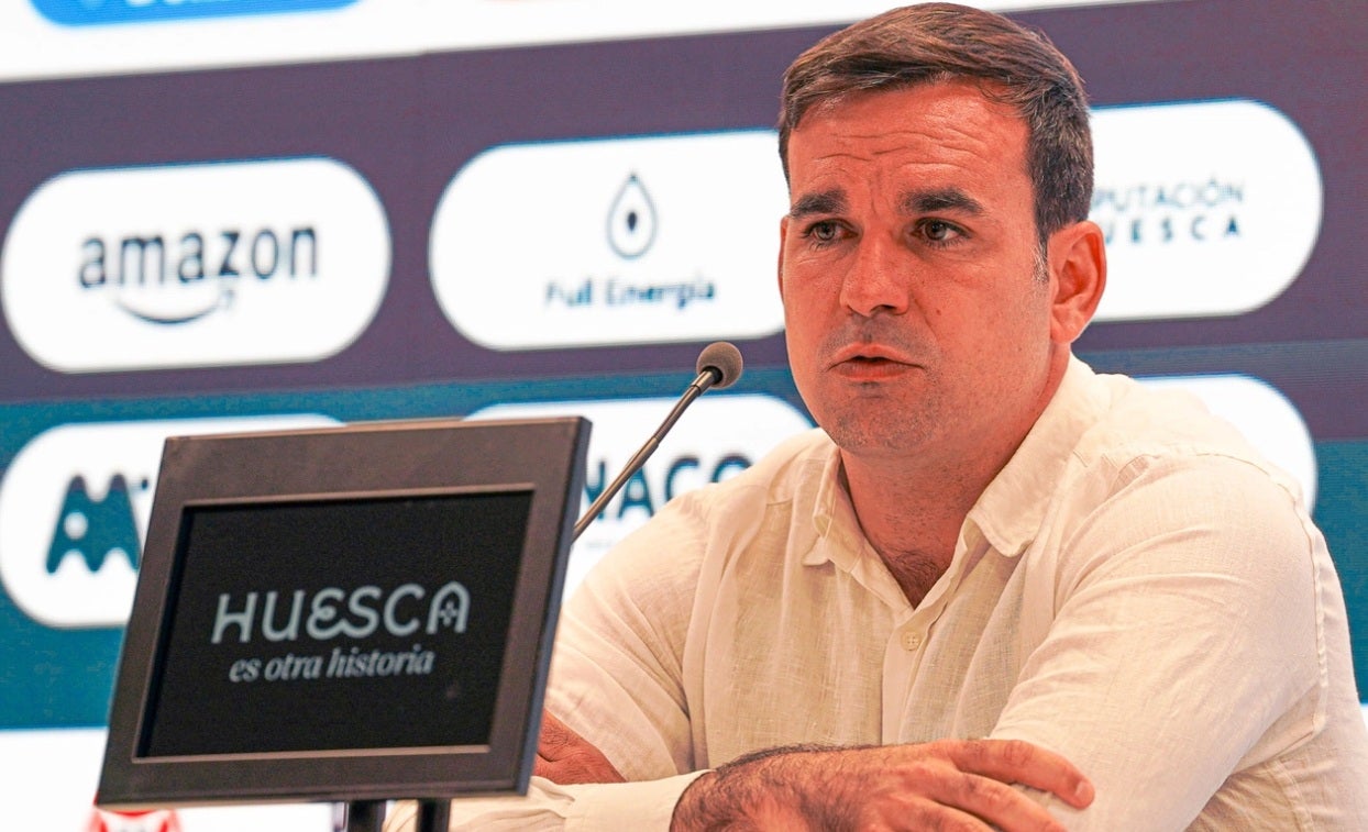 Una plantilla para ascender con muchas primeras opciones Una plantilla para ascender con muchas primeras opciones