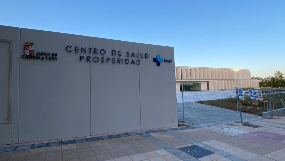 El lugar está todavía vallado por obras