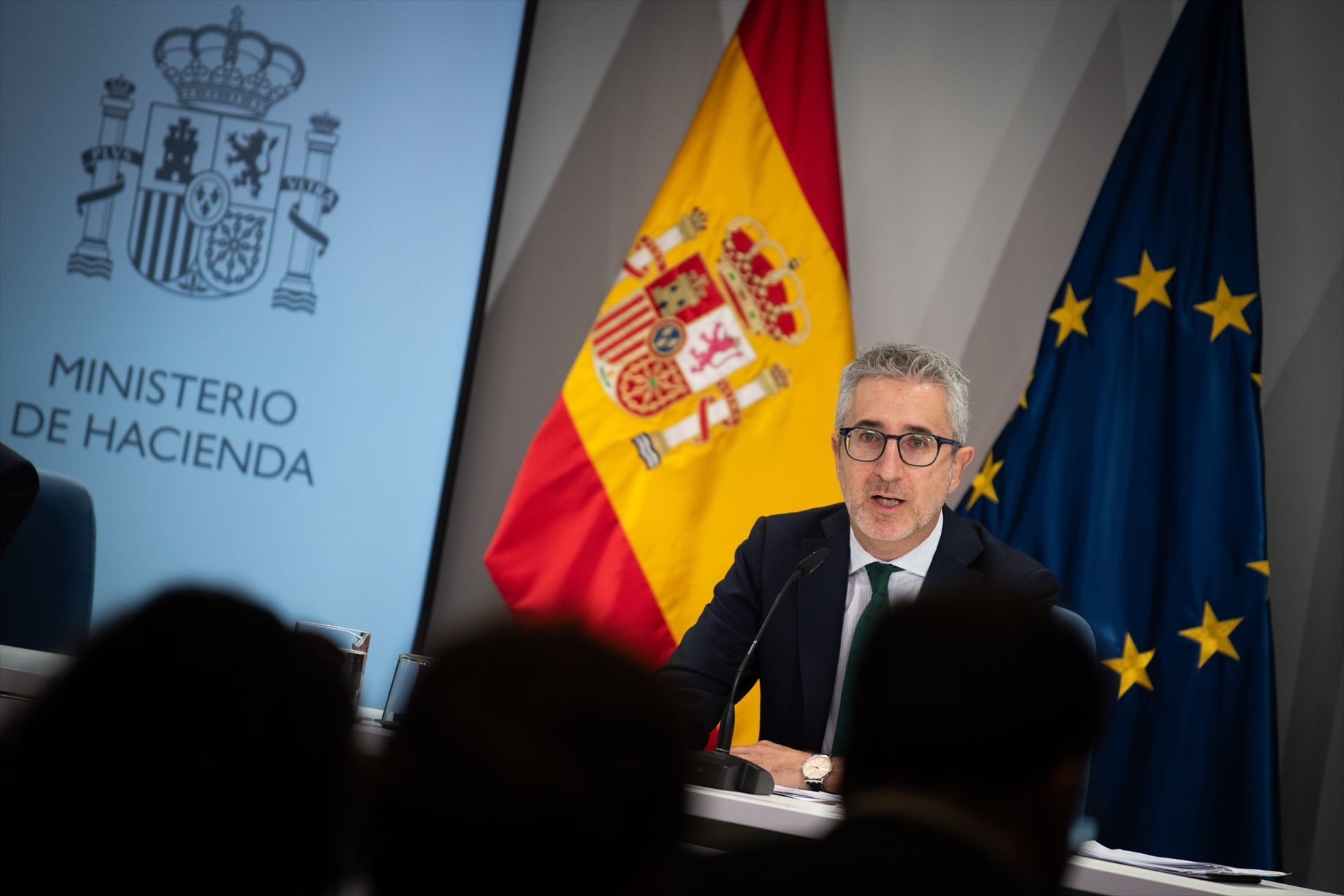 El Gobierno aprueba el modelo de financiación autonómica con el único apoyo de Cataluña y Canarias El Gobierno aprueba el modelo de financiación autonómica con el único apoyo de Cataluña y Canarias