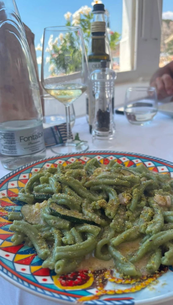 Restaurante La Scogliera en Siculiana Marina Restaurante La Scogliera en Siculiana Marina