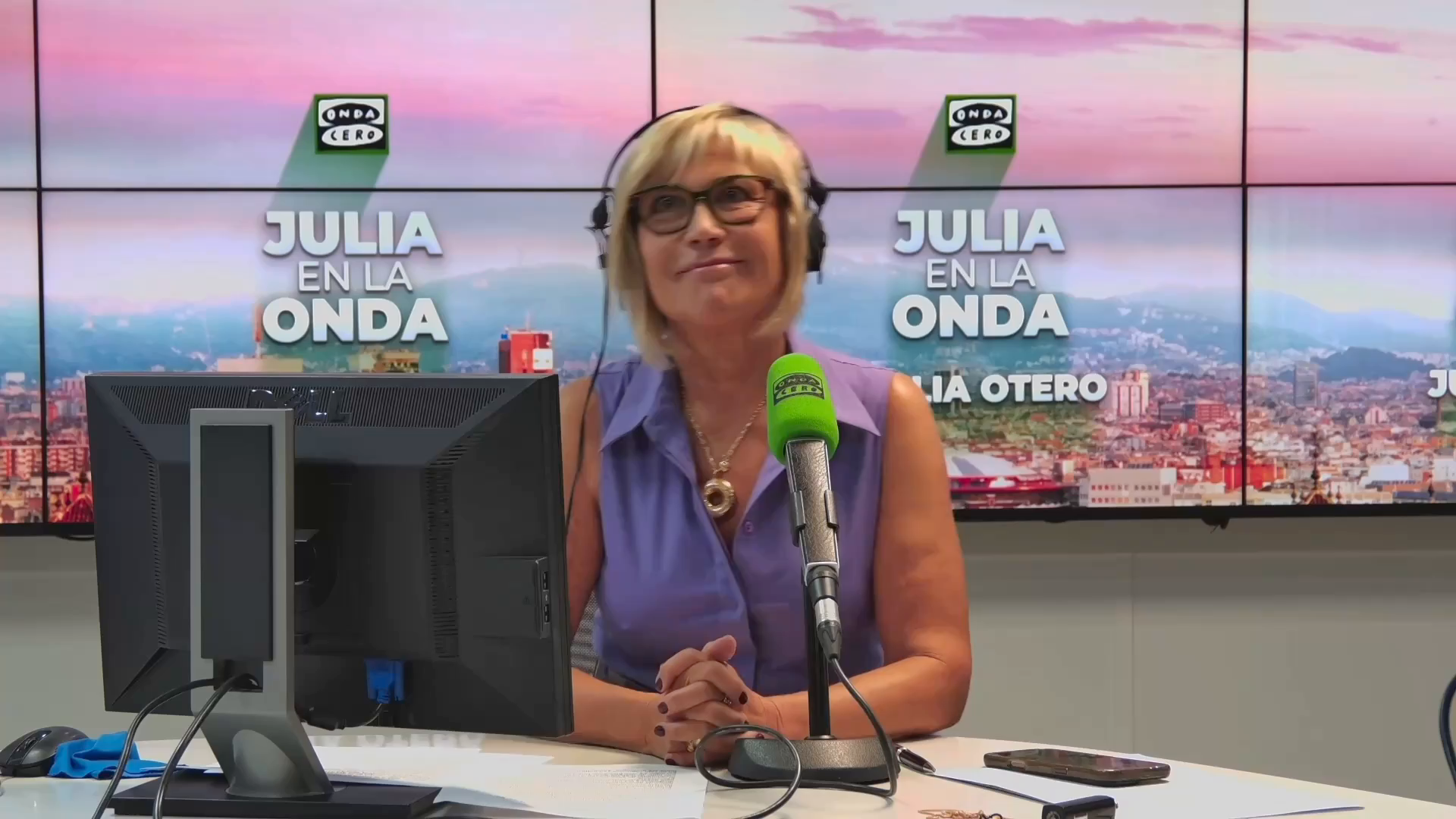 Julia Otero: "Vivimos en un mundo daltónico, no para los colores, pero sí para la verdad y la mentira" Julia Otero: "Vivimos en un mundo daltónico, no para los colores, pero sí para la verdad y la mentira"
