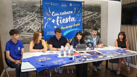Rueda de prensa en Sant Joan d'Alacant Rueda de prensa en Sant Joan d'Alacant