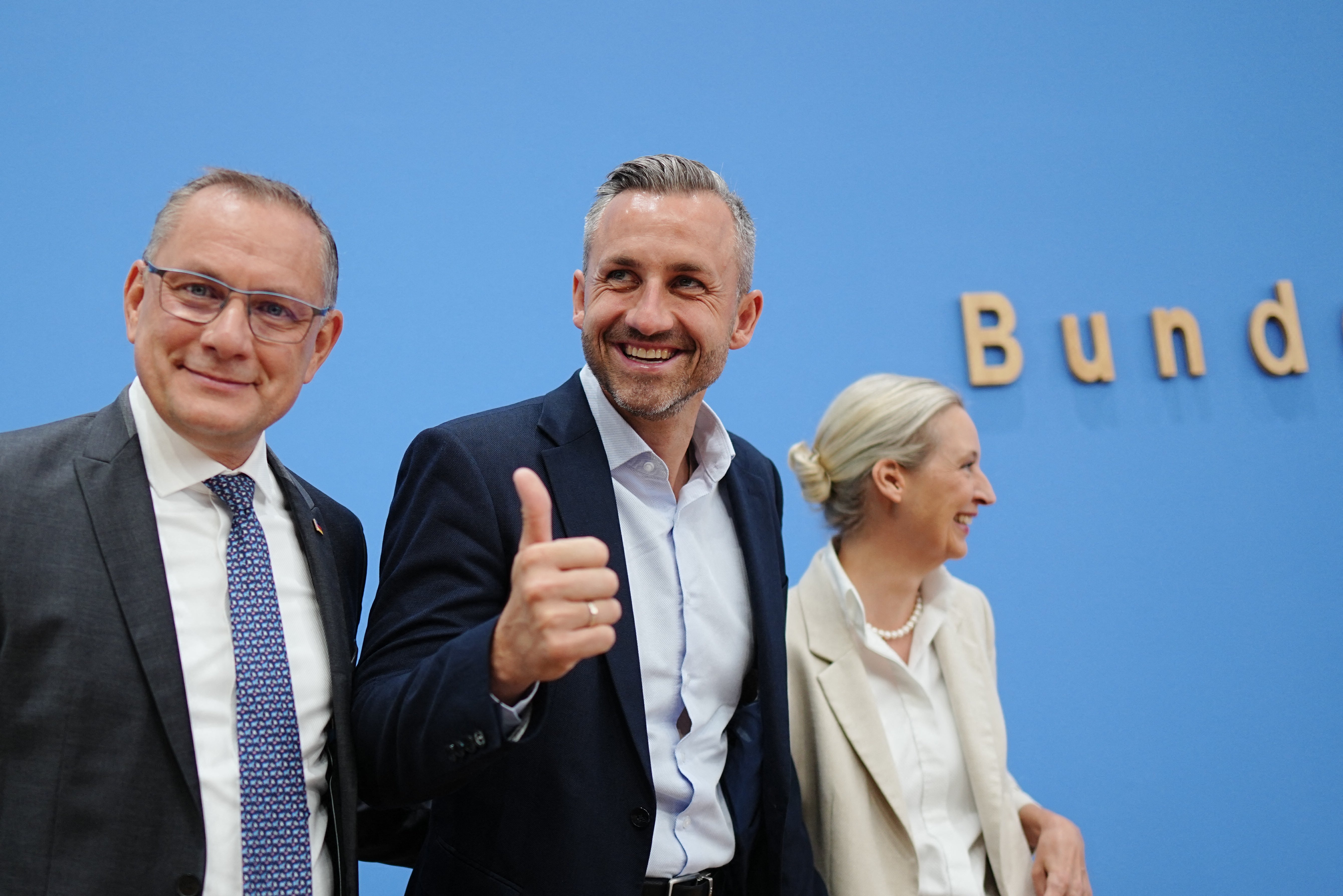 Alice Weidel (right) and Tino Chrupalla (left), the national chairpersons of the AfD, are attending the Federal Press Conference along with Ulrich Siegmund, the AfD's top candidate in Saxony-Anhalt. Alice Weidel (right) and Tino Chrupalla (left), the national chairpersons of the AfD, are attending the Federal Press Conference along with Ulrich Siegmund, the AfD's top candidate in Saxony-Anhalt.