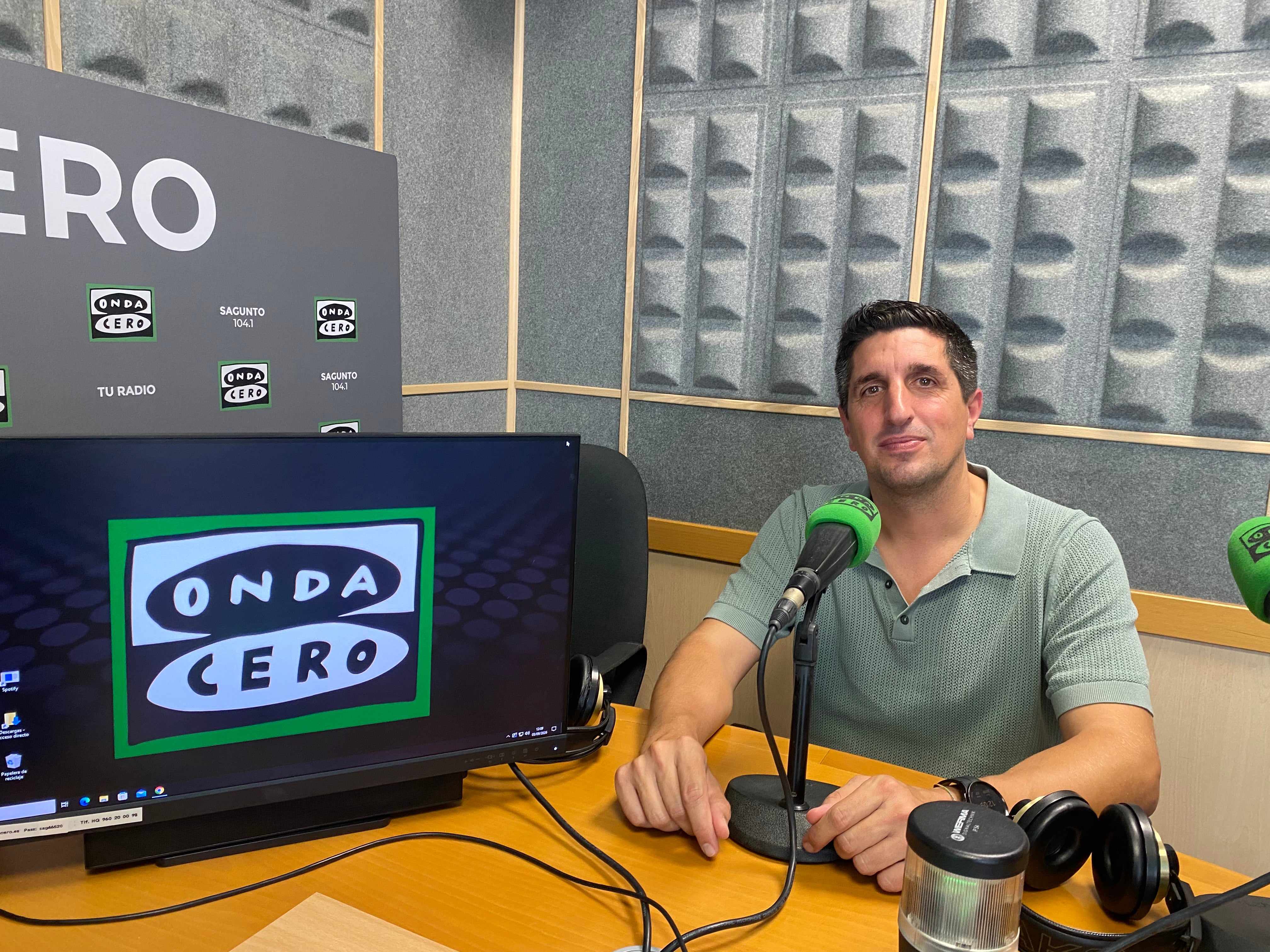 ¿Comprar, alquilar o esperar? Rafa Montesinos analiza el mercado de la vivienda y sus grandes retos ¿Comprar, alquilar o esperar? Rafa Montesinos analiza el mercado de la vivienda y sus grandes retos