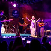 Chambao reúne a músicos históricos de la banda y amigos como el Kanka en el cierre de la 11ª edición de Marenostrum Fuengirola