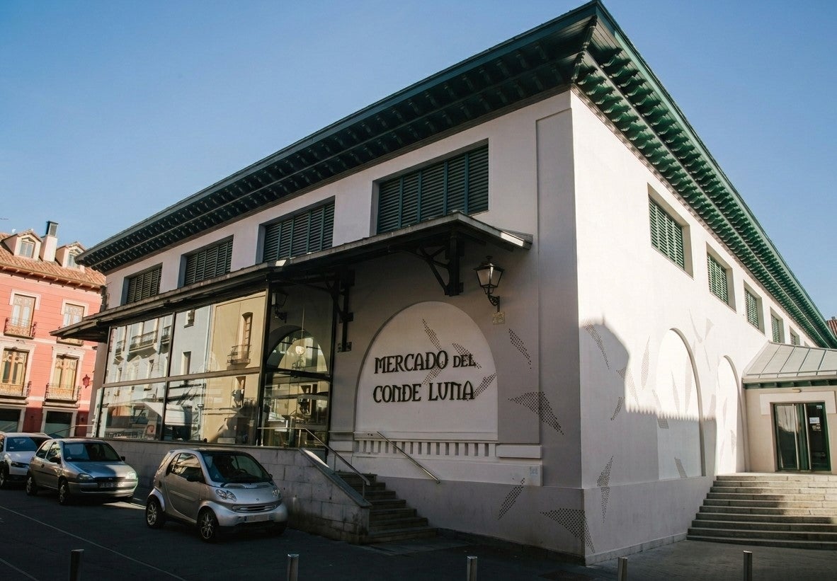 La Diputación busca crear un 'espacio gastro' en el Mercado del Conde Luna para conquistar al turista La Diputación busca crear un 'espacio gastro' en el Mercado del Conde Luna para conquistar al turista