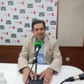 Miguel Ángel Valverde en los estudios de Onda Cero Ciudad Real