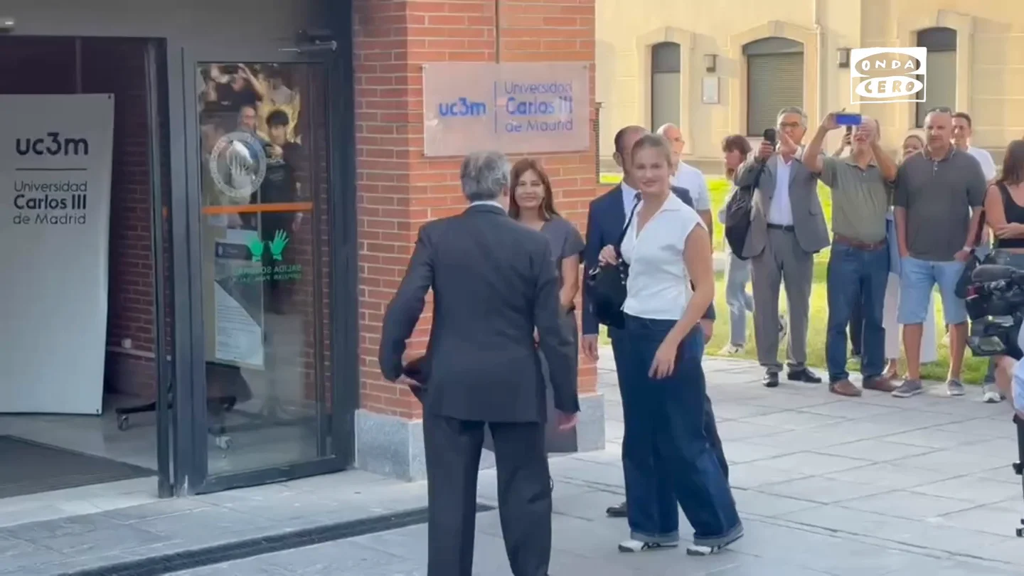 La Princesa Leonor arranca su etapa universitaria en la Carlos III: "Llego con muchas ganas" La Princesa Leonor arranca su etapa universitaria en la Carlos III: "Llego con muchas ganas"