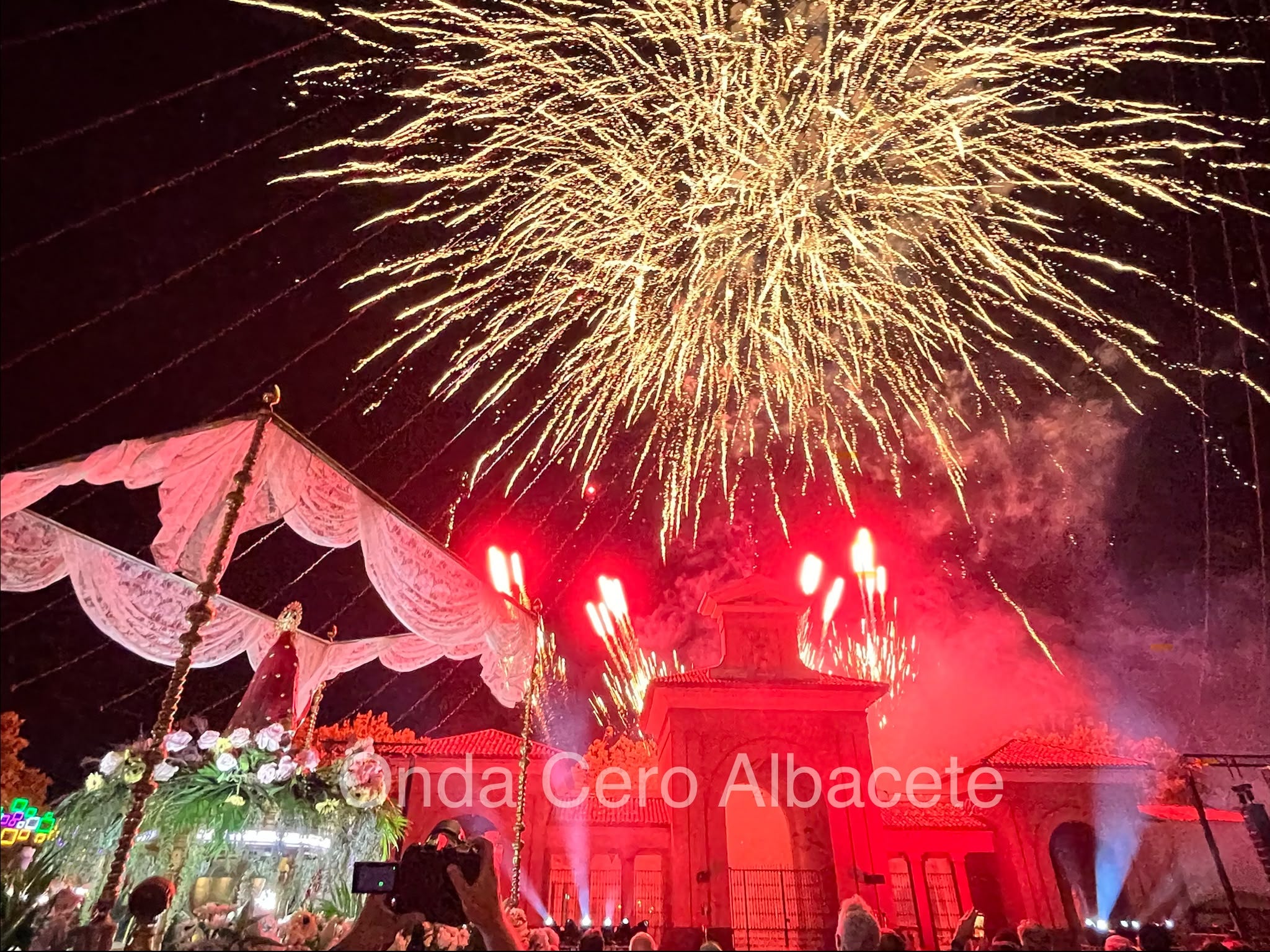 350.000 personas disfrutaron del inicio de la Feria de Albacete que se desarrollo sin incidentes destacables 350.000 personas disfrutaron del inicio de la Feria de Albacete que se desarrollo sin incidentes destacables