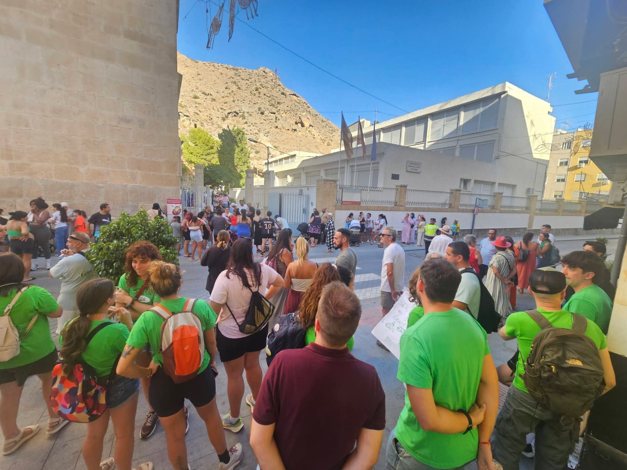 Repasamos y valoramos lo más destacado de la actualidad semanal en la comarca de la Vega Baja con Paco Culiañez Repasamos y valoramos lo más destacado de la actualidad semanal en la comarca de la Vega Baja con Paco Culiañez