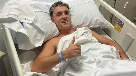 Aaron Ochoa, jugador del Málaga CF, operado con éxito Aaron Ochoa, jugador del Málaga CF, operado con éxito
