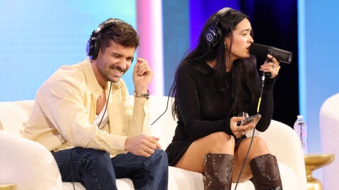 Pablo Albor&aacute;n y Riza Godoy, en los Billboard Latin Music Week Miami 2025