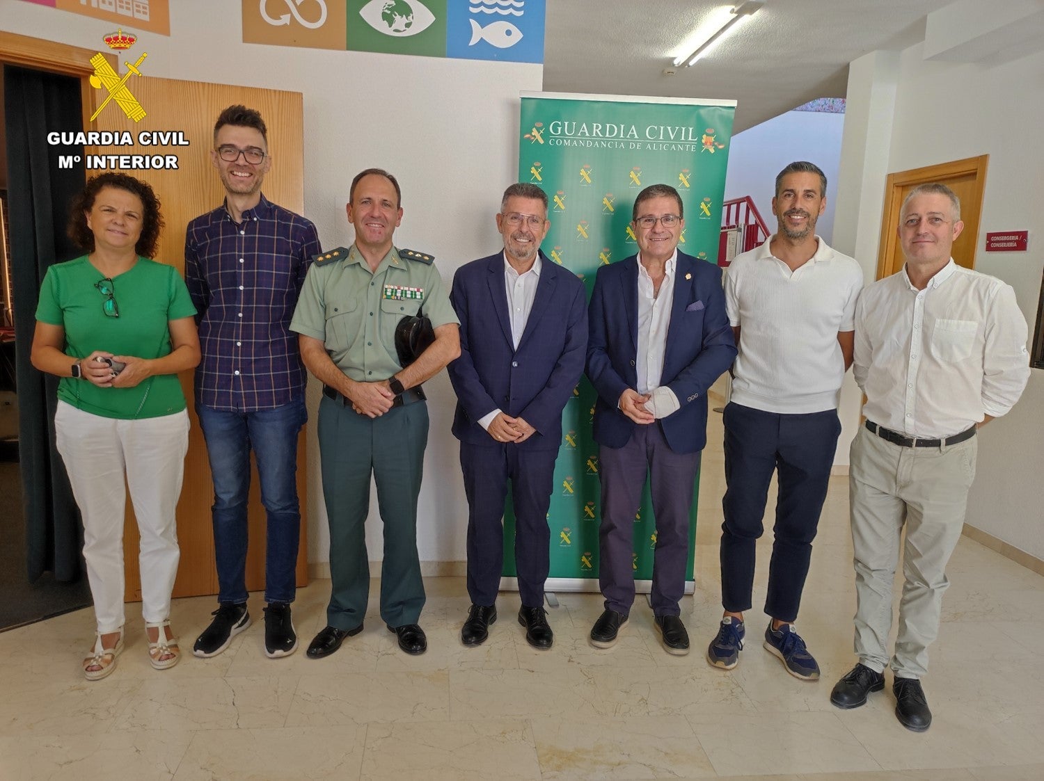 Doscientos efectivos de la Guardia Civil velan por la seguridad en la campaña de recolección de la Uva Embolsada del Vinalopó Doscientos efectivos de la Guardia Civil velan por la seguridad en la campaña de recolección de la Uva Embolsada del Vinalopó