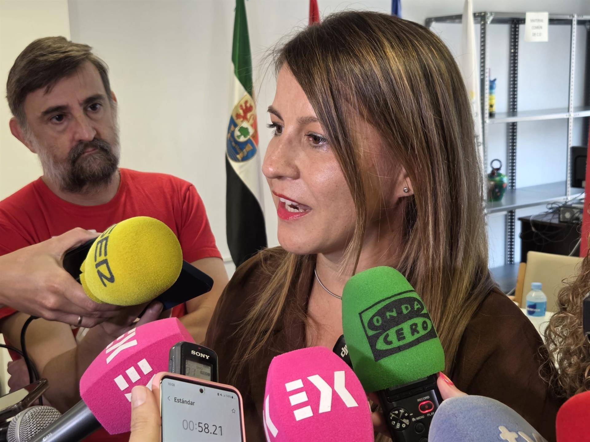 La consejera extremeña de Educación responsabiliza a la LOMLOE de los malos resultados del informe PISA La consejera extremeña de Educación responsabiliza a la LOMLOE de los malos resultados del informe PISA